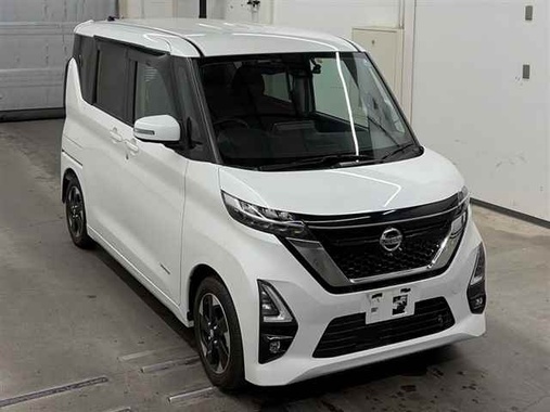 Nissan Roox 2022