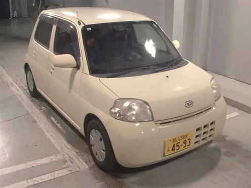 Daihatsu Esse 2009
