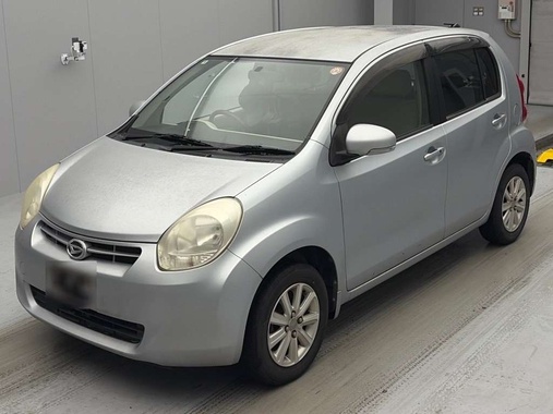 Daihatsu Boon 2010
