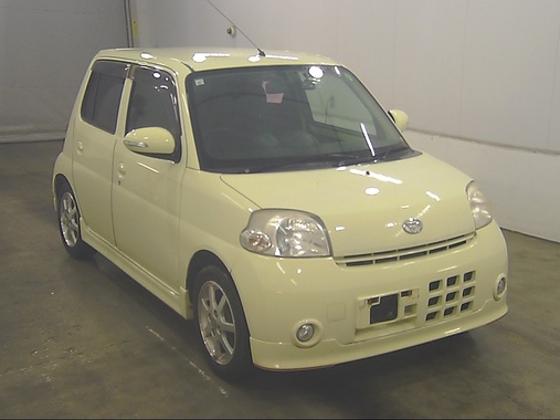 Daihatsu Esse 2009