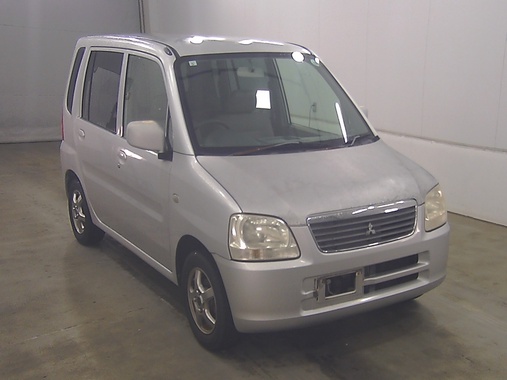 Mitsubishi Toppo 2001