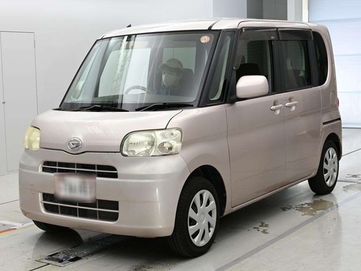 Daihatsu Tanto 2011
