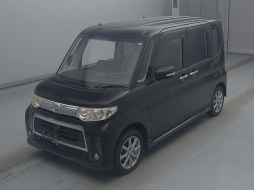 Daihatsu Tanto 2011