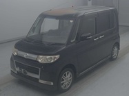 Daihatsu Tanto 2010