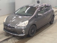 TOYOTA AQUA 2013