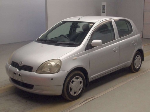 Toyota Vitz 2000