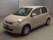 Toyota Passo 2011