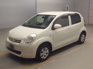 Toyota Passo 2012