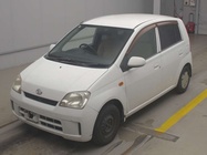 Daihatsu Mira 2005