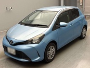 TOYOTA VITZ 2016