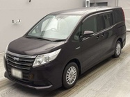 Toyota Noah 2016