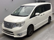 Nissan Serena 2015