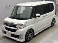 DAIHATSU TANTO 2014