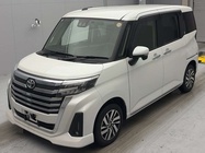 Toyota Roomy 2023