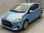 Toyota Aqua 2015