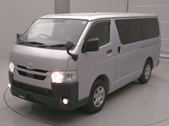 Toyota Hiace 2021