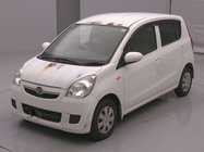 Daihatsu Mira 2011