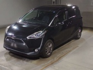 Toyota Sienta 2017