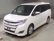 Toyota Noah 2021