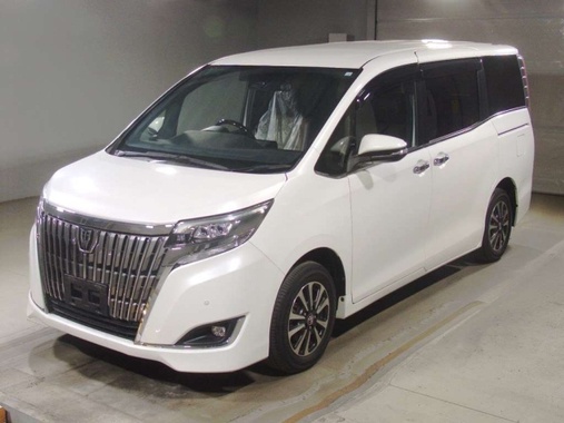 Toyota Esquire 2018