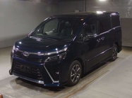 Toyota Voxy 2021