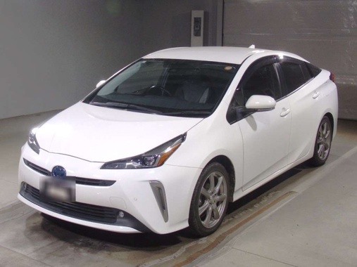 Toyota Prius 2021
