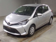 Toyota Vitz 2015