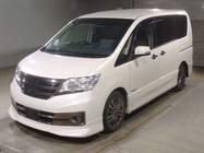 Nissan Serena 2013
