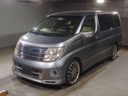 Nissan Elgrand 2005