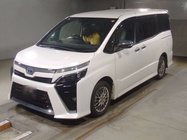 Toyota Voxy 2021