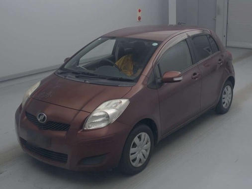 Toyota Vitz 2011