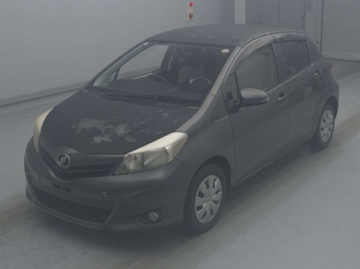Toyota Vitz 2012