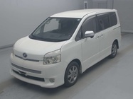 Toyota Voxy 2009