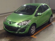 Mazda Demio 2013