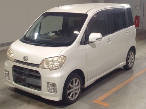 Daihatsu Tanto 2011