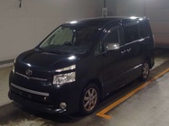 Toyota Voxy 2009