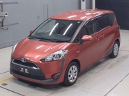 Toyota Sienta 2016