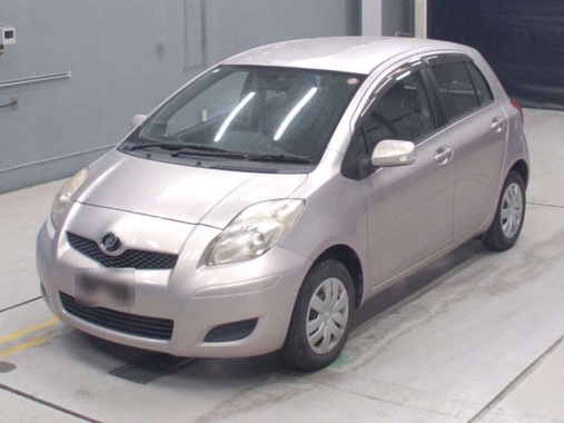 Toyota Vitz 2010