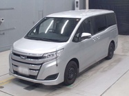 Toyota Noah 2020