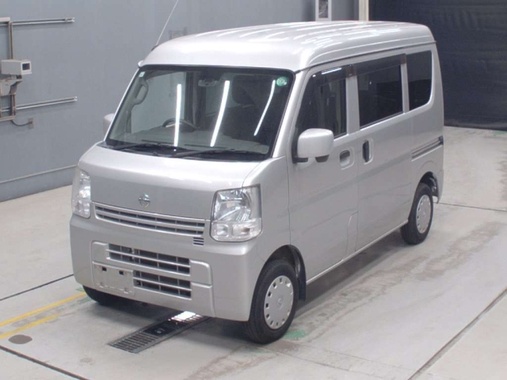 Nissan Clipper 2016