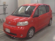 Toyota Porte 2005