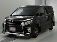 Toyota Voxy 2015