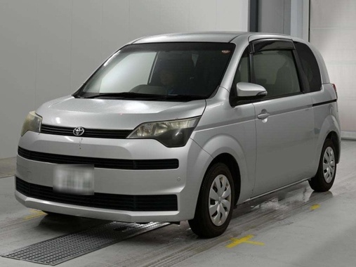 Toyota Spade 2013
