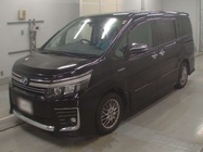 Toyota Voxy 2016