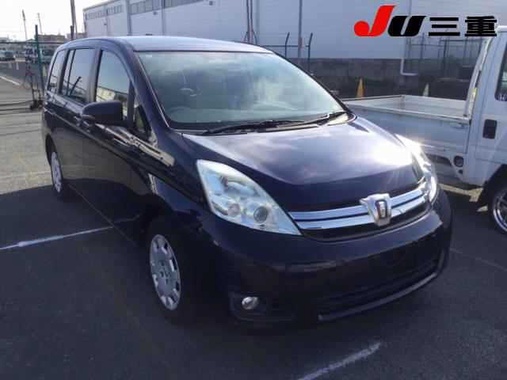 Toyota Isis 2013