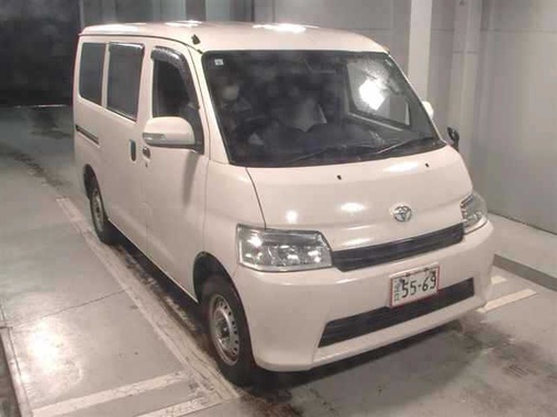Toyota Town Ace 2022