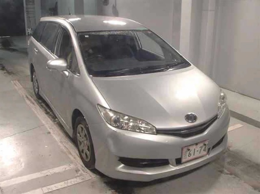 Toyota Wish 2014