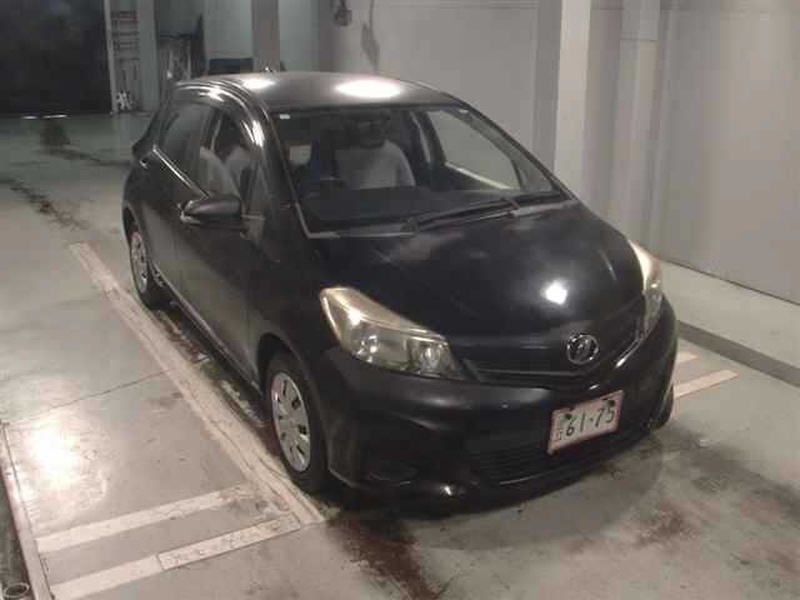 TOYOTA VITZ