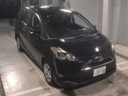 TOYOTA SIENTA 2016