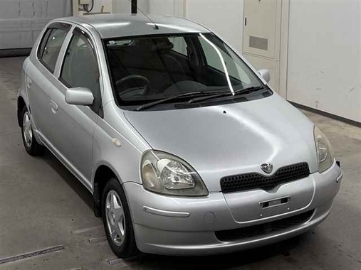Toyota Vitz 2001